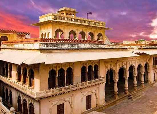 Golden Triangle Tour with Varanasi and Khajuraho