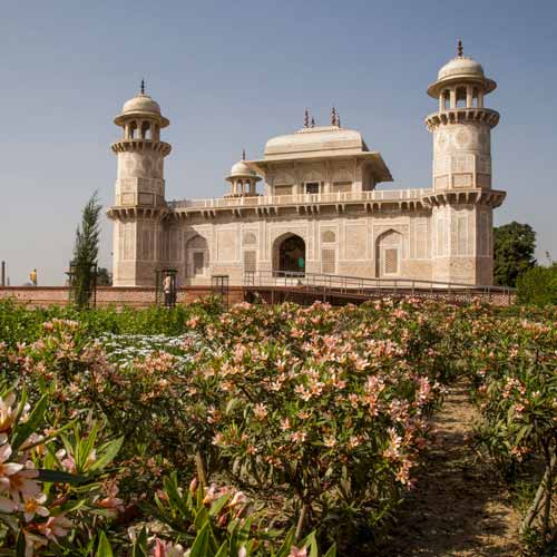 Itimad-ud-daula's Tomb 